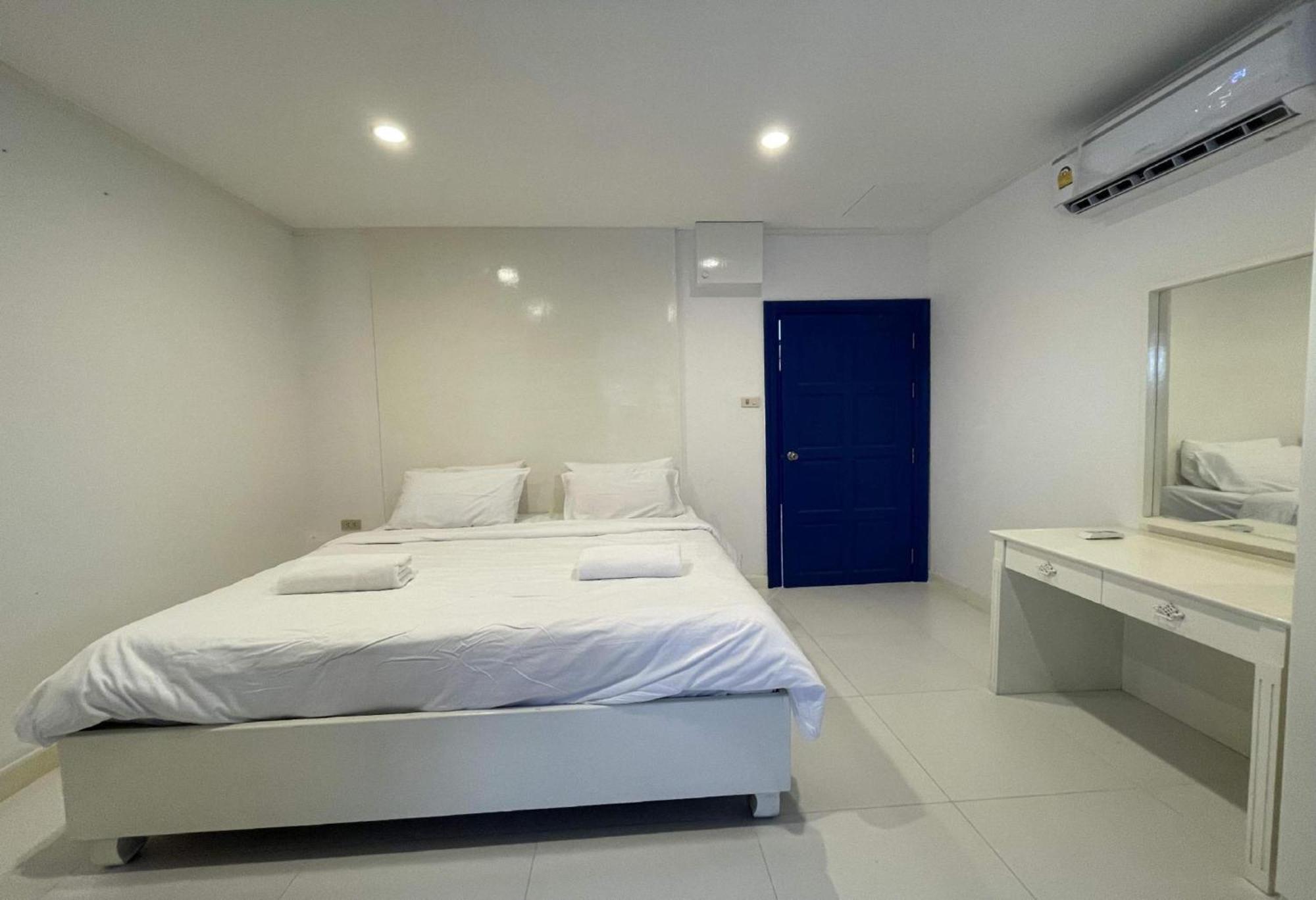 Collection O To The Sea Resort Thailand Na Chom Thian Luaran gambar